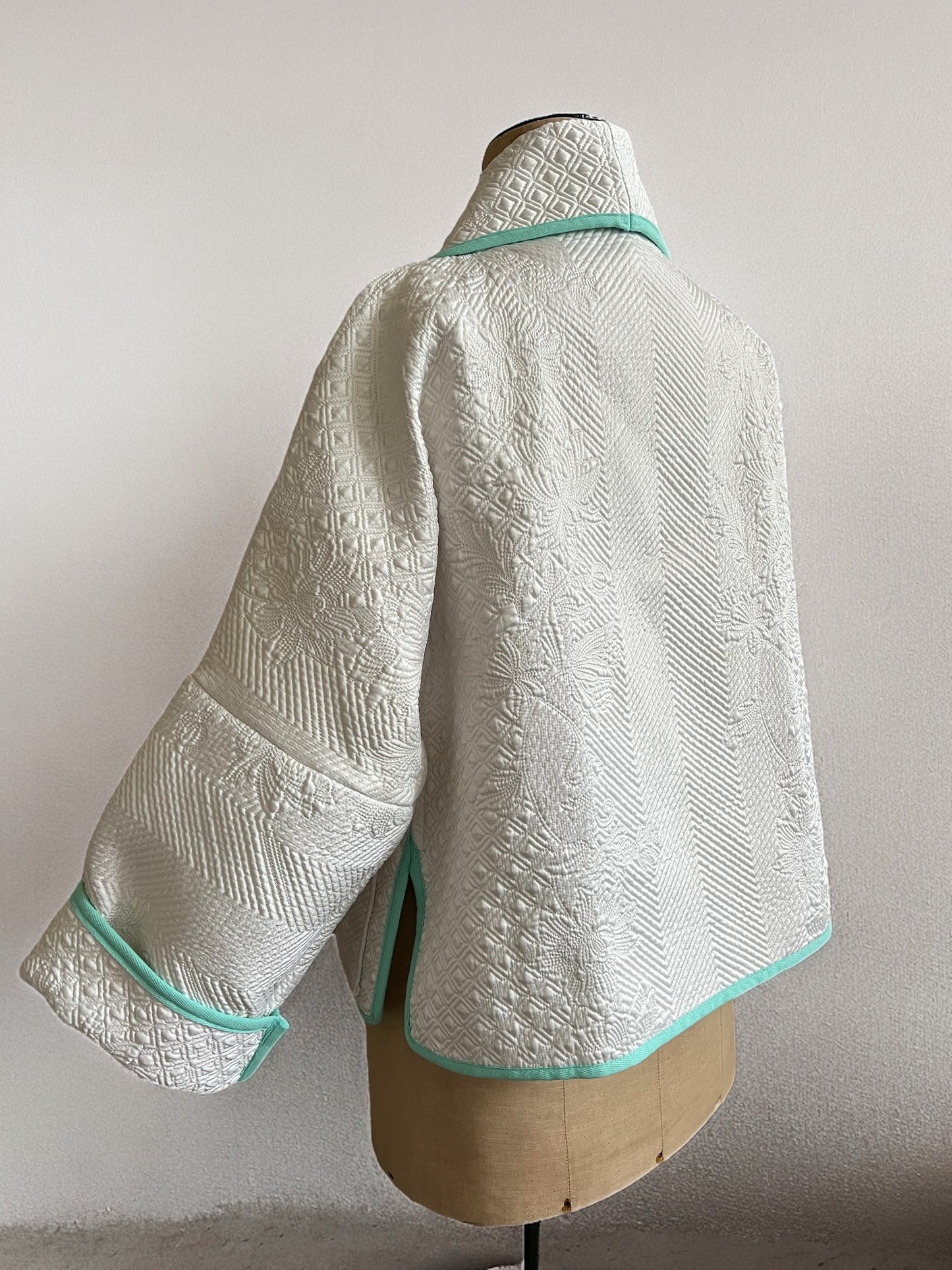 Short Contemporary Cotton/Satin Quilt Coat